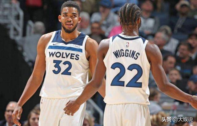 法尔克：拜仁认为超6500万欧签雅克松太贵，在关注弗拉霍维奇（法尔克：拜仁认为为雅克松出价超6500万欧不划算，正关注弗拉霍维奇）