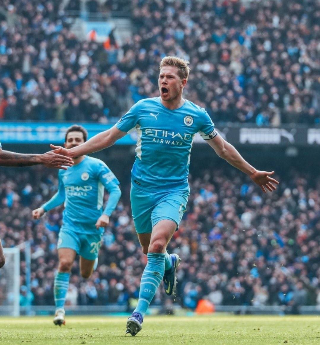 斯内德：姆巴佩会赢得2026年金球奖；没有人效力皇马时想离开（斯内德：看好姆巴佩2026夺金球；在皇马时无人想离开）