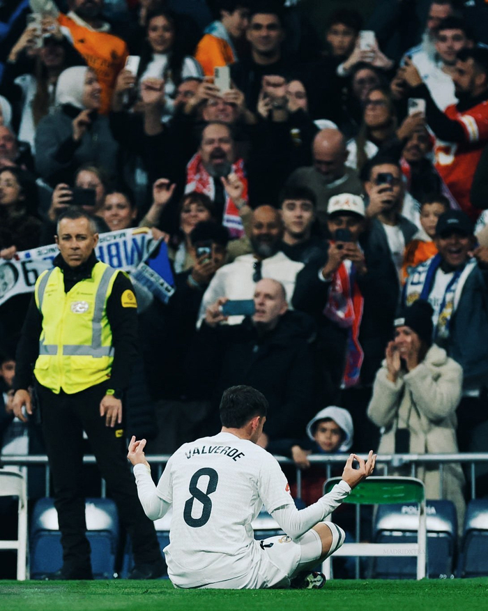 💛🖤相伴三年半，多特蒙德已宛若故乡🎤迈尔谈及续约：（迈尔谈续约：相伴三年半，💛🖤多特蒙德已是第二故乡）