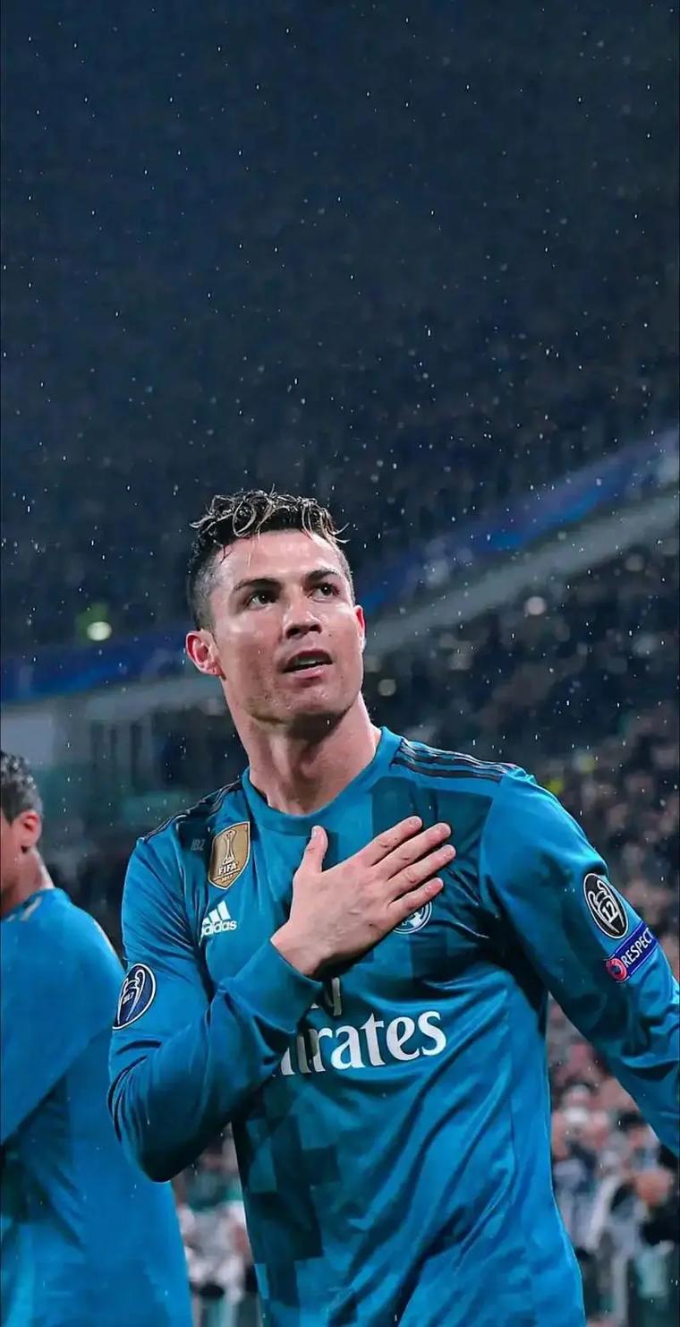 罗体：罗马询问赛义德-马拉，但优先目标仍是齐尔克泽（罗体：罗马已打听赛义德-马拉，首选依然是齐尔克泽）