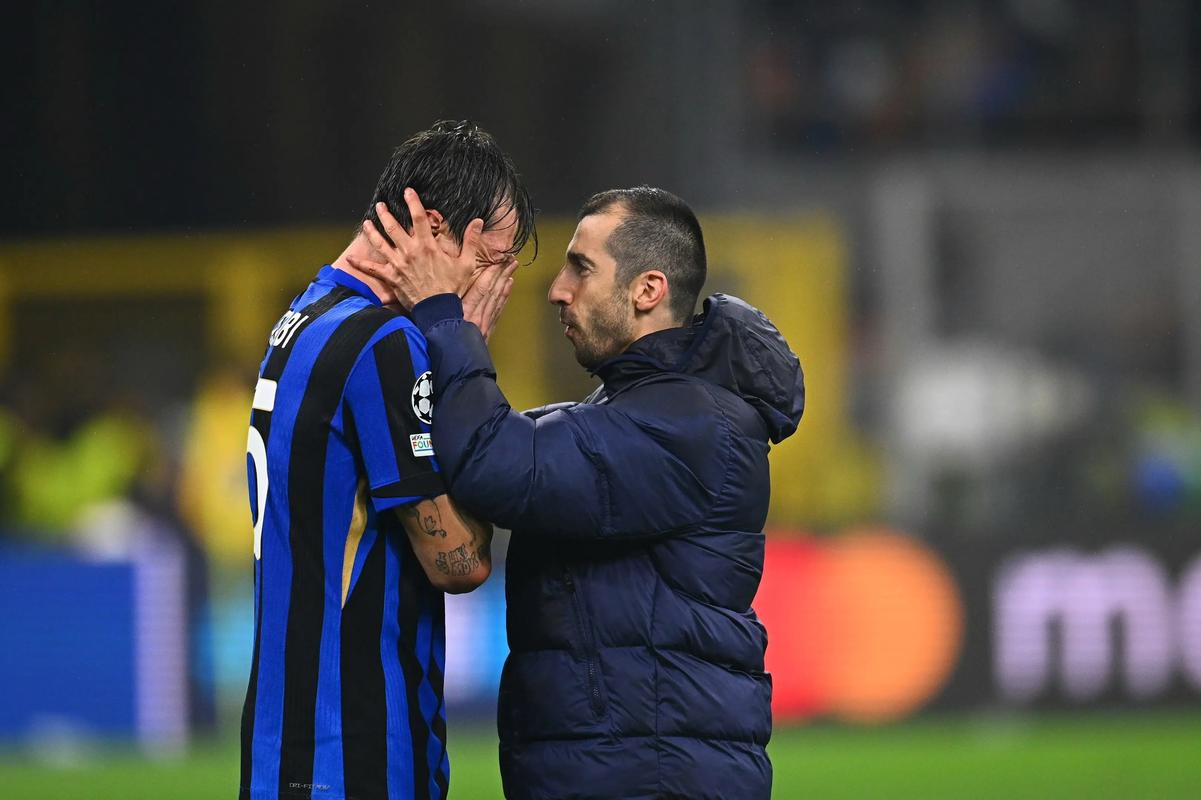 美记：快船没明确提到要裁掉保罗，可能等12月15日后再交易他（美媒：快船未明确要裁保罗 或将等12月15日后再寻交易）