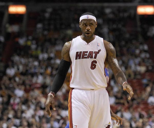 此前腿筋疼，RMC：登贝莱训练了，预计能进对阵拜仁的大名单（曾因腿筋不适，RMC：登贝莱已参加训练，有望进入对拜仁大名单）